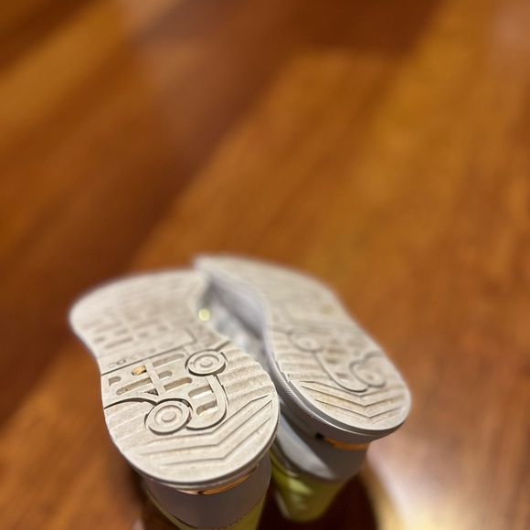 Adidas sports sneakers - Picture 5 of 7